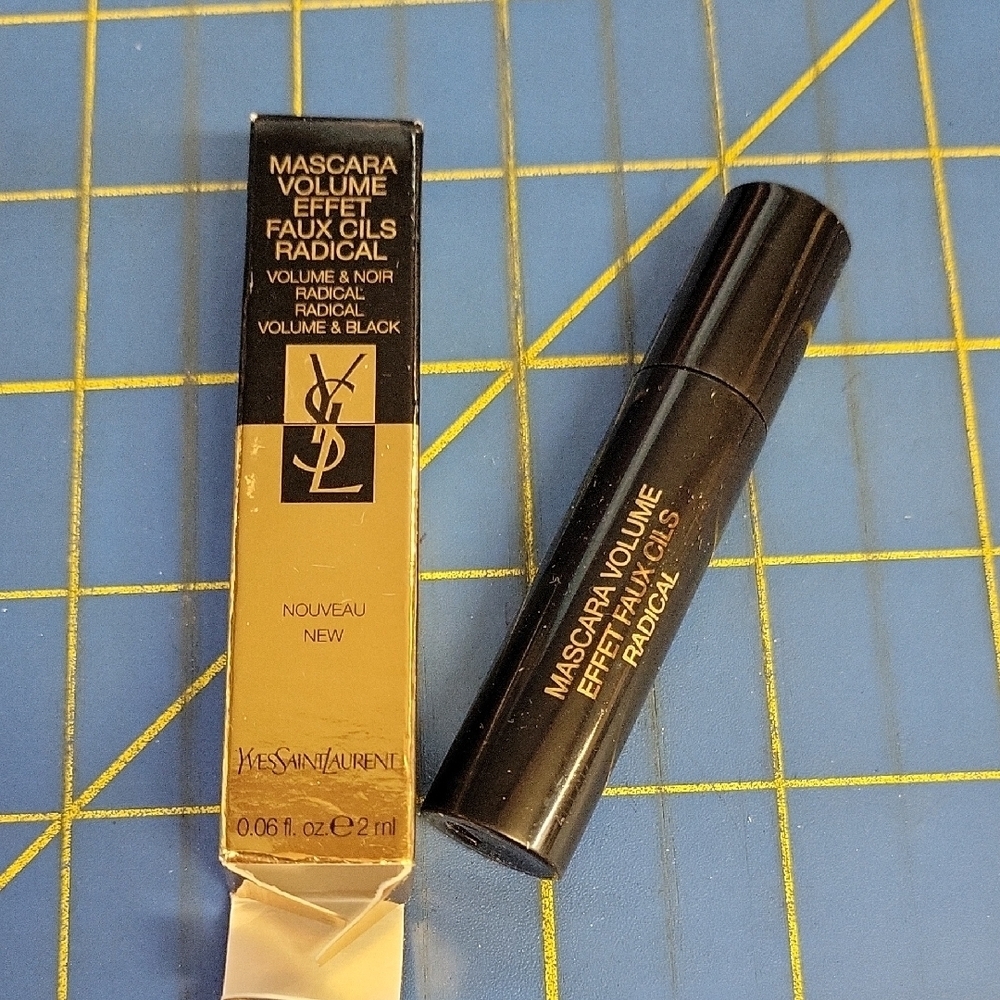 Yves Saint Laurent Radical Black Mascara Volume Effect Faux Cils Radica 2ml New